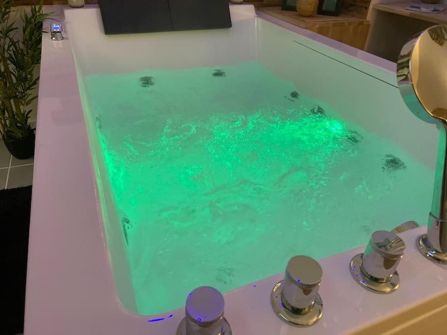 Lover Dose Spa วีเยร์ซง ภายนอก รูปภาพ
